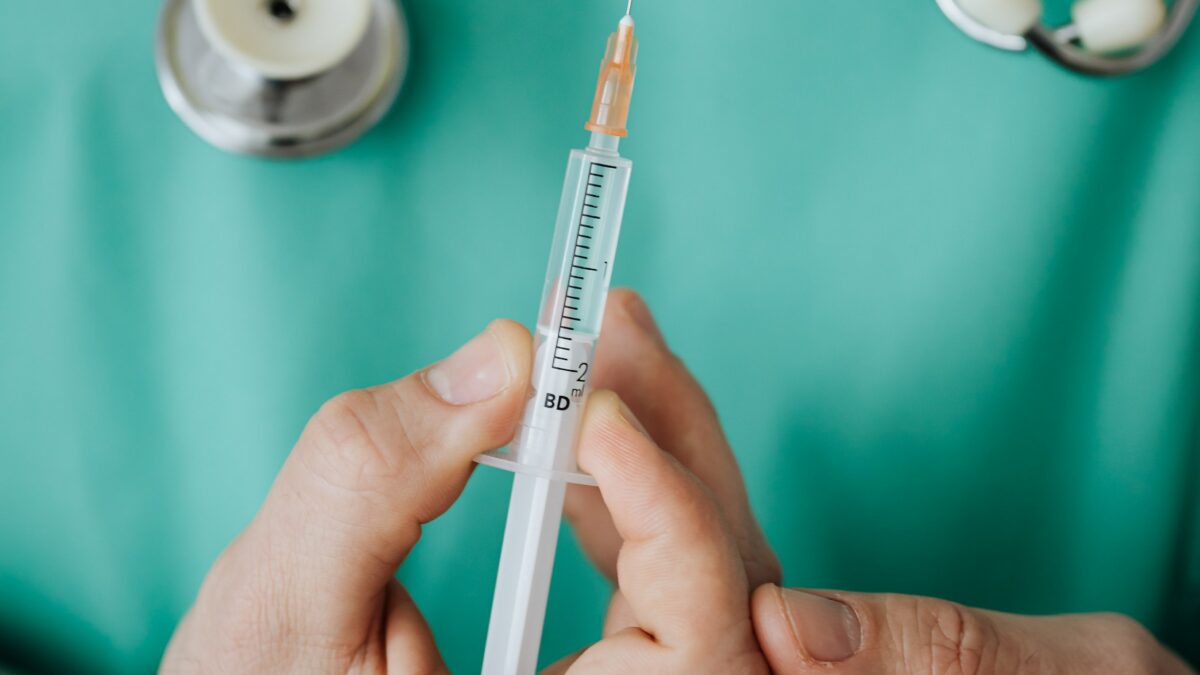 POUR OU CONTRE LA VACCINATION OBLIGATOIRE ?